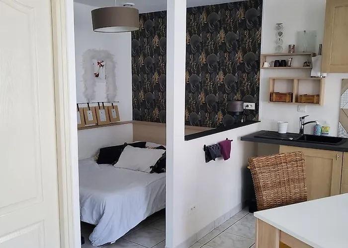 Large Quiet Studio, Angers